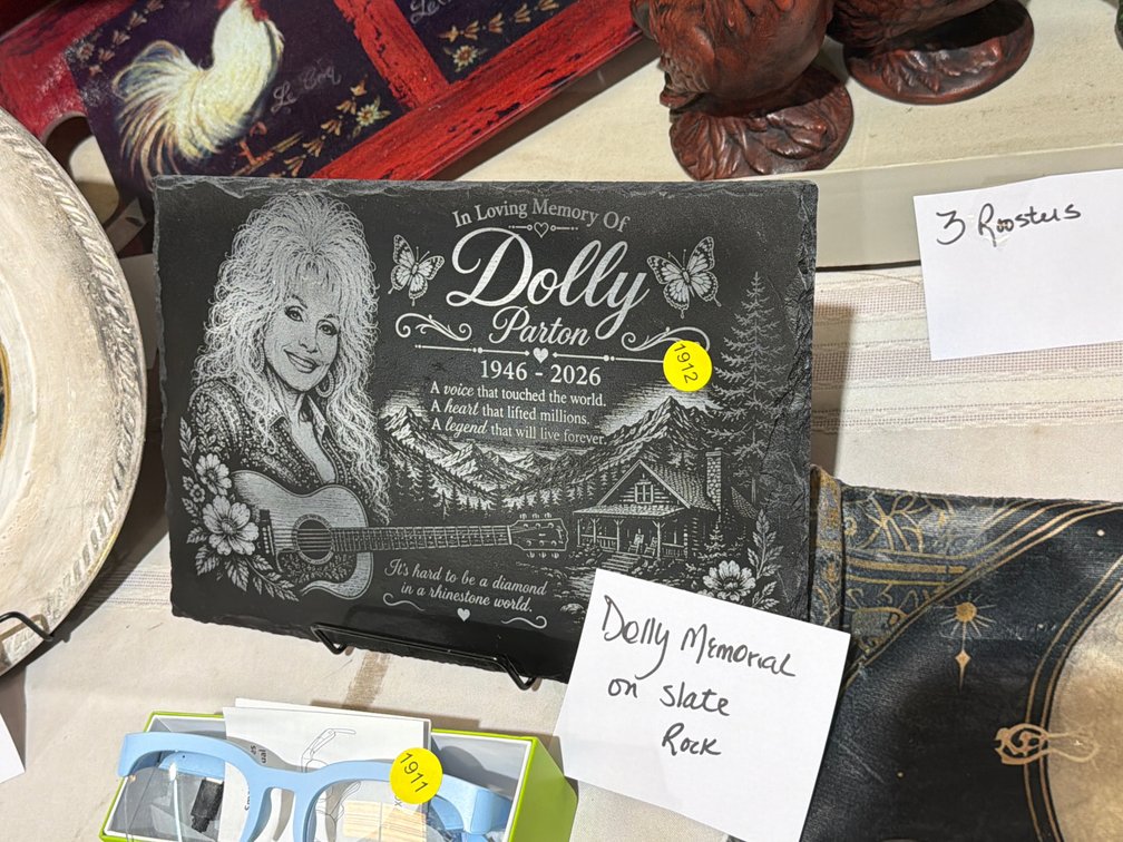DOLLY MEMORIAL ON SLATE ROCK