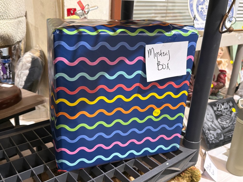 MYSTERY BOX