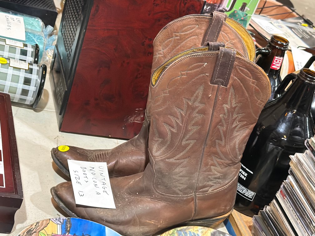 VINTAGE NOCON BOOTS SIZE 13