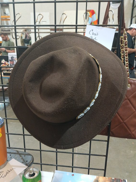 COWGIRL HAT