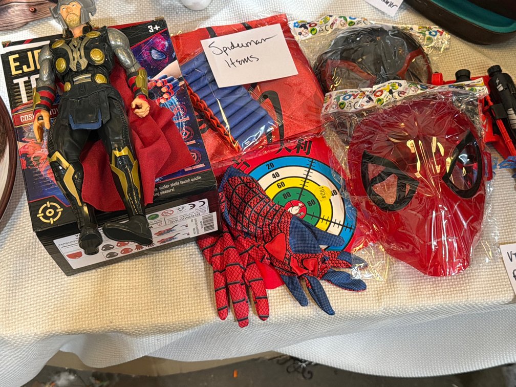 SPIDER-MAN ITEMS