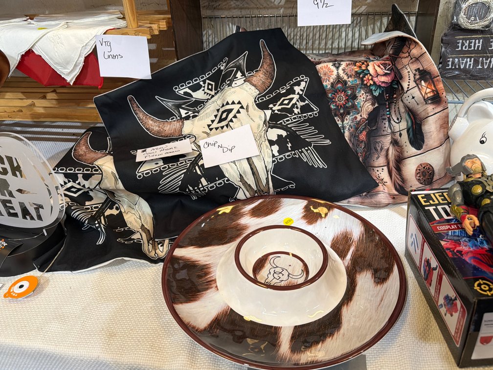 NEW COW THEME PILLOW CASES, CHIP N DIP PLATTER