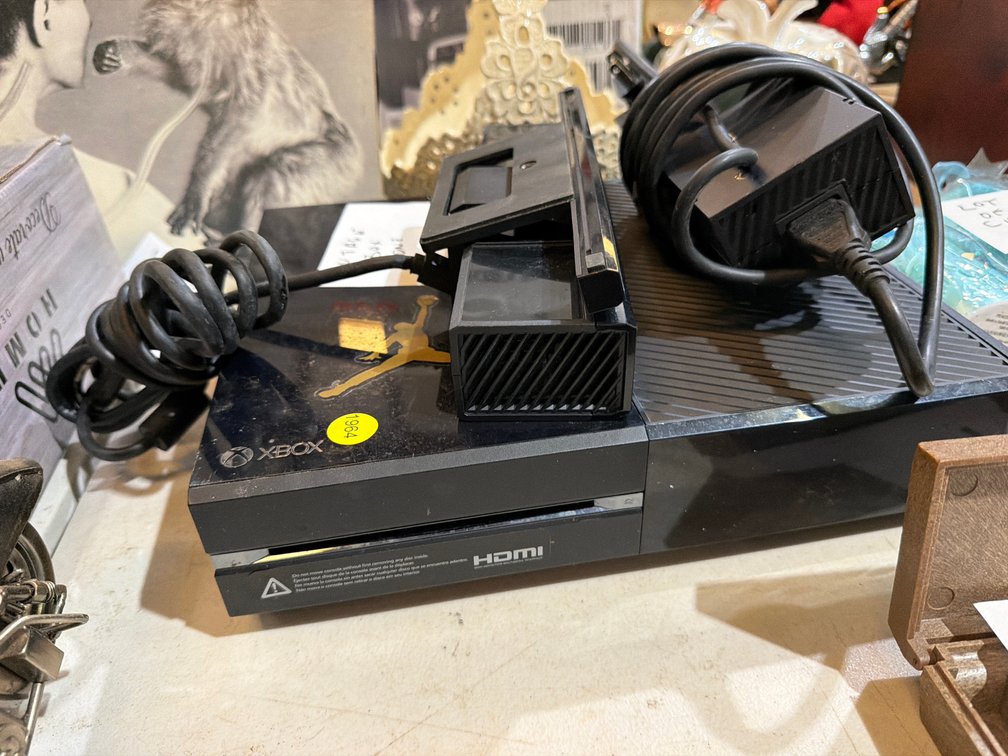 XBOX ONE  CONSOLE