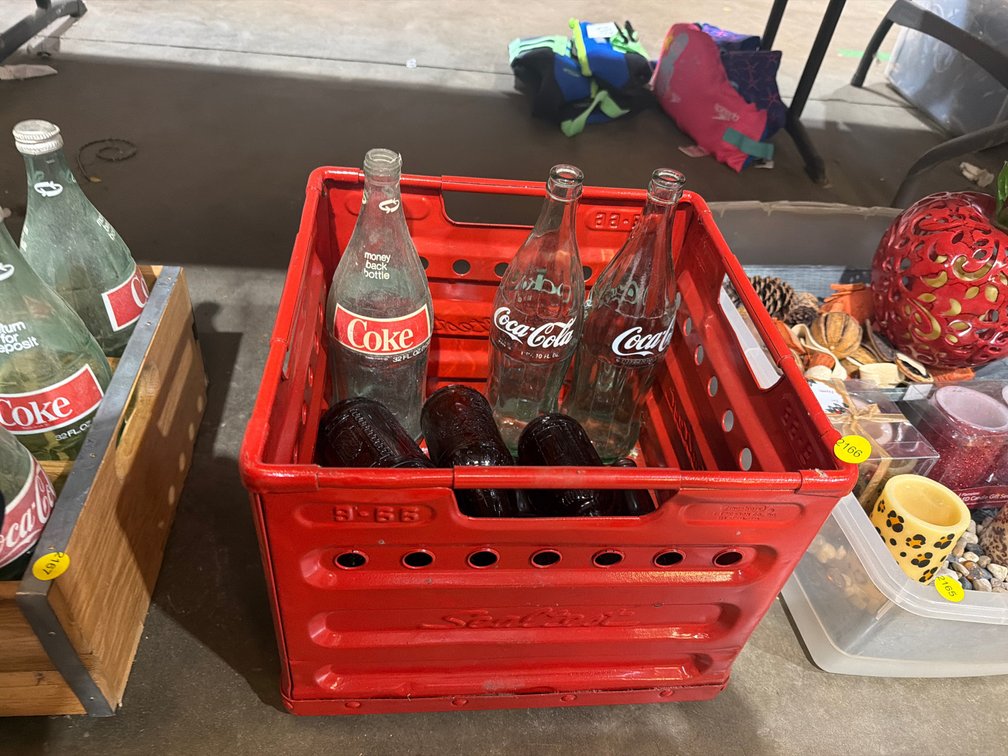 METAL SEALTEST MILK CRATE WITH VINTAGE GLASS BOTTLES