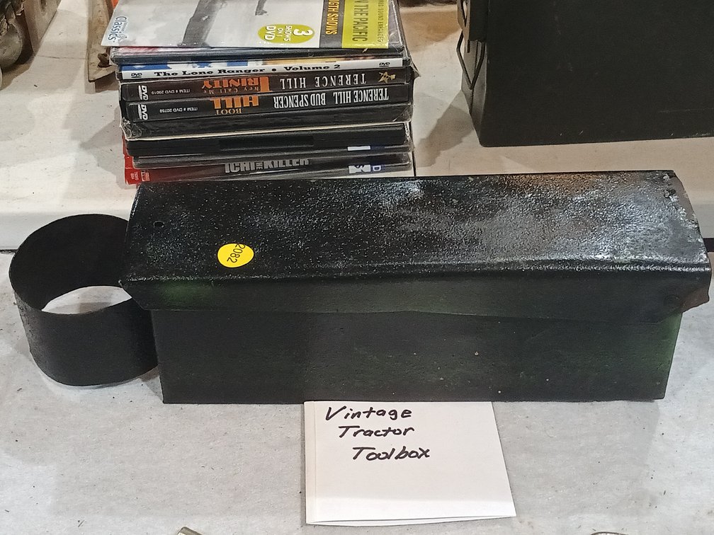 VINTAGE TRACTOR TOOLBOX