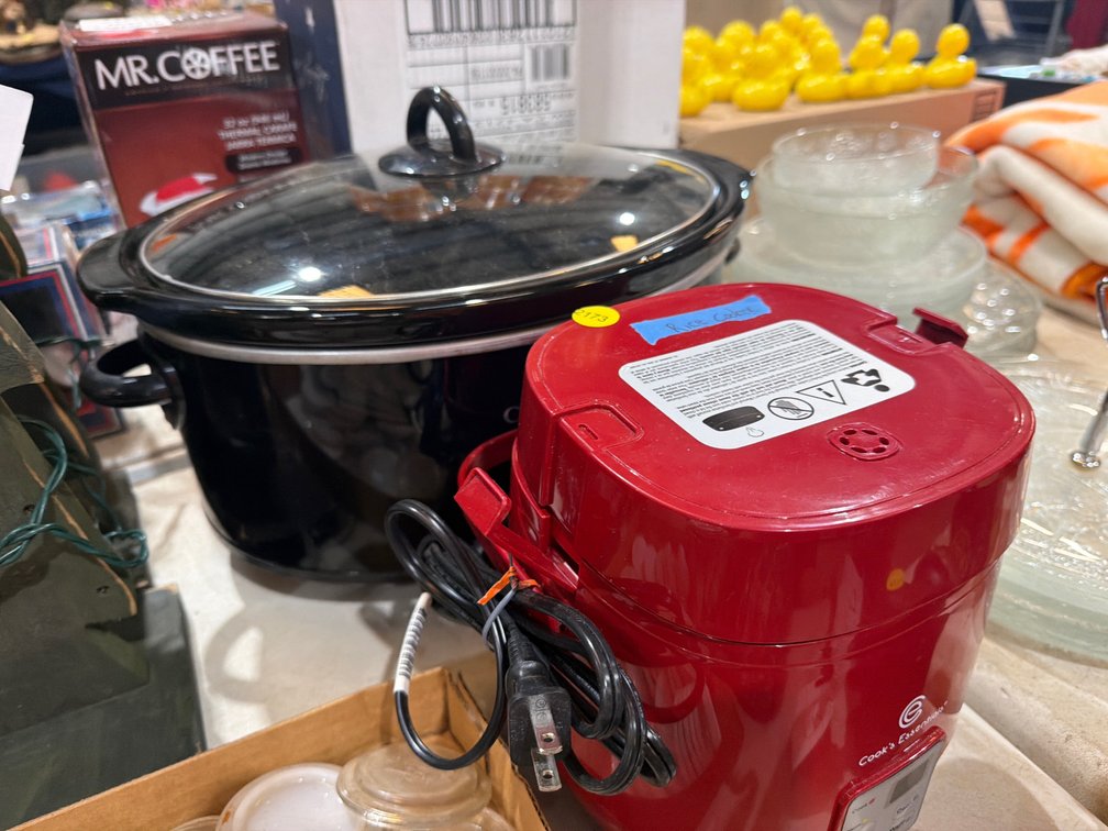 RICE COOKER AND CROCK POT