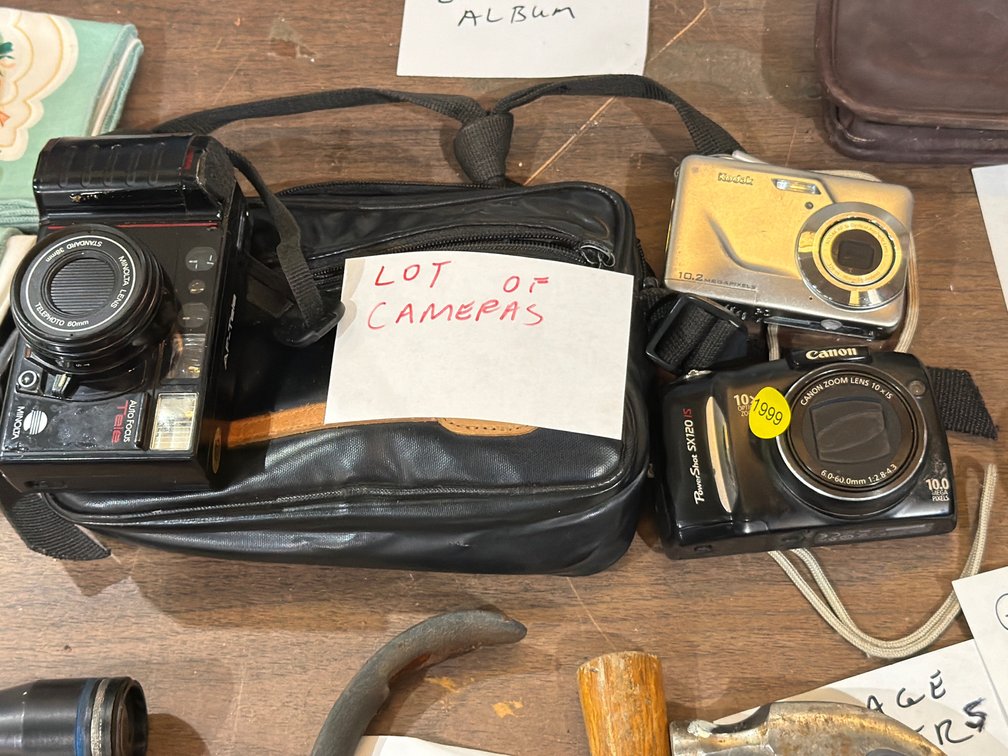 LOT OF CAMERAS