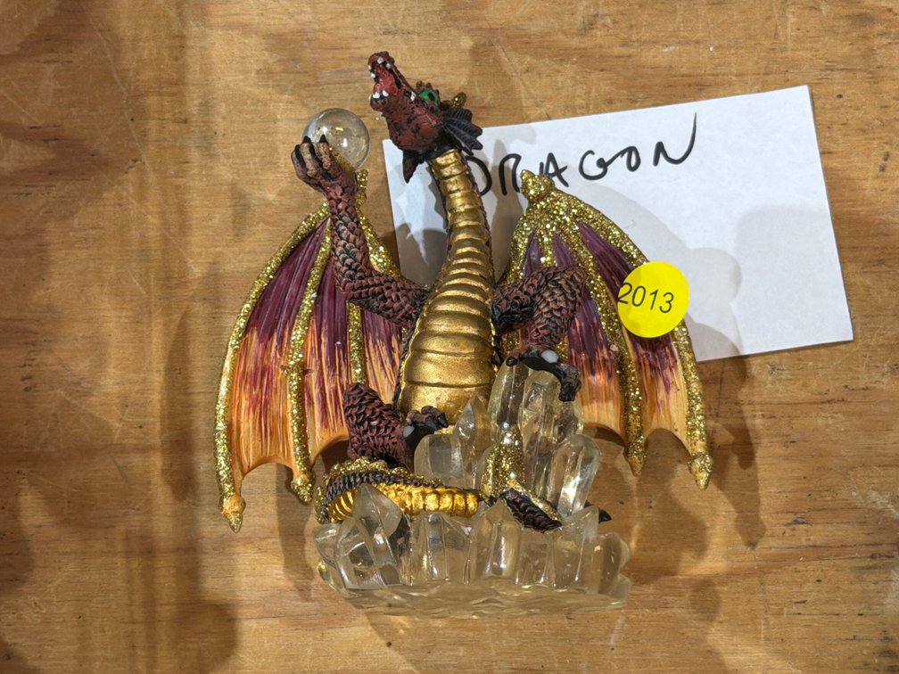 DRAGON FIGURE