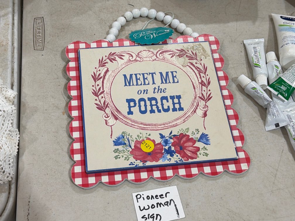 PIONEER WOMAN SIGN