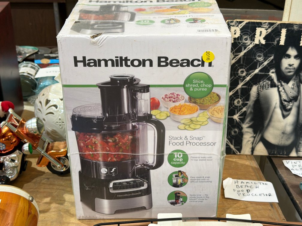 HAMILTON BEACH FOOD PROCESSOR