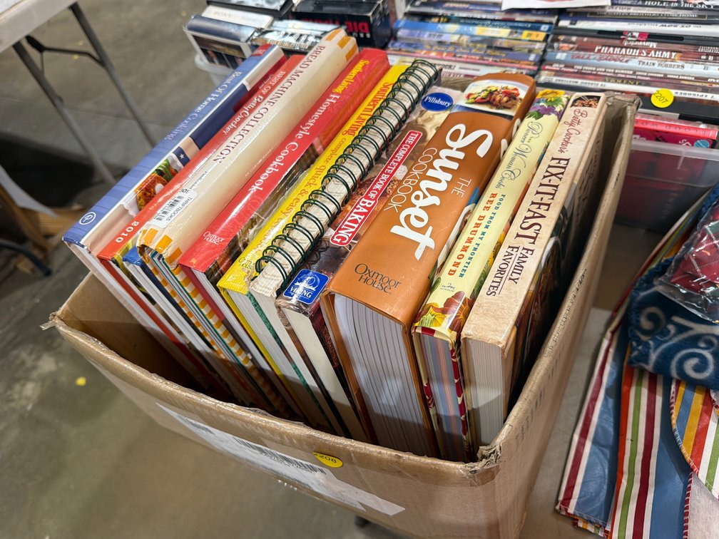 LOT OF COOKBOOKS