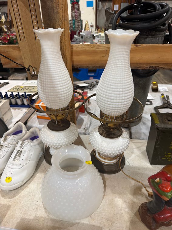 VINTAGE HOBNAIL LAMPS AND SHADE