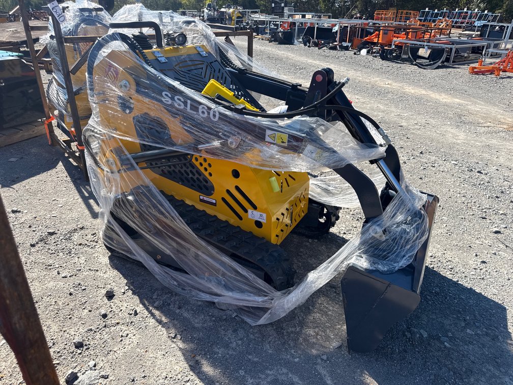 SSL 60 MINI SKID STEER