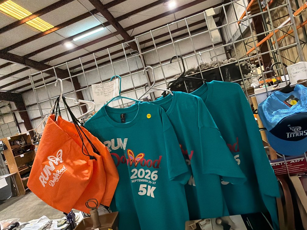 DOLLY WOOD SHIRTS AND DRAW STRING BACKPACKS