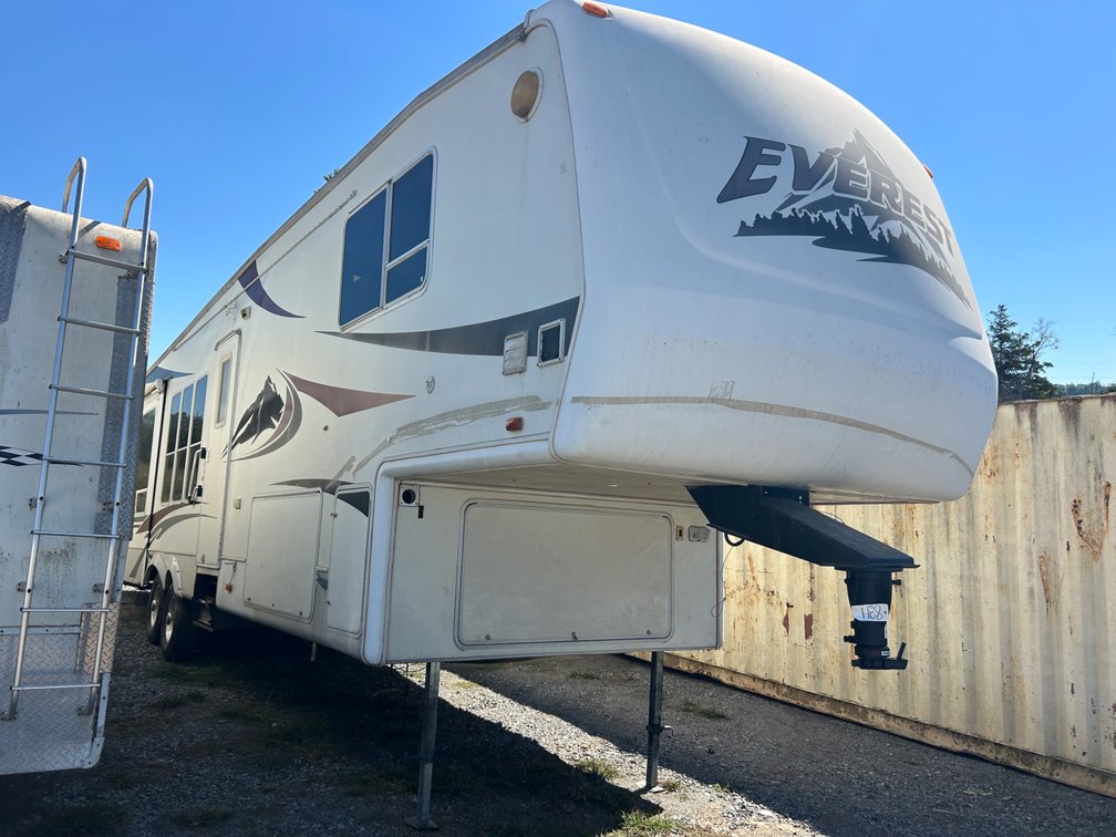 2003 KEYSTONE EVEREST 5TH WHEEL CAMPER