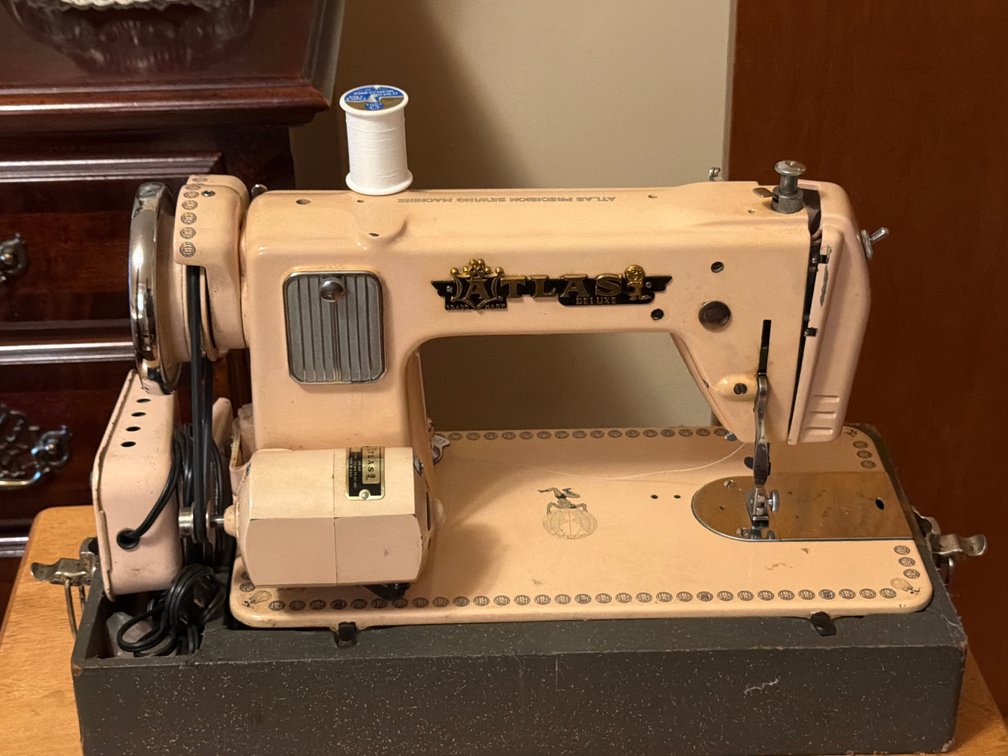 VINTAGE ATLAS SEWING MACHINE