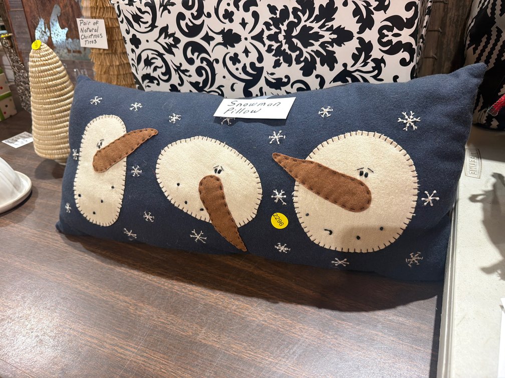 SNOWMAN PILLOW