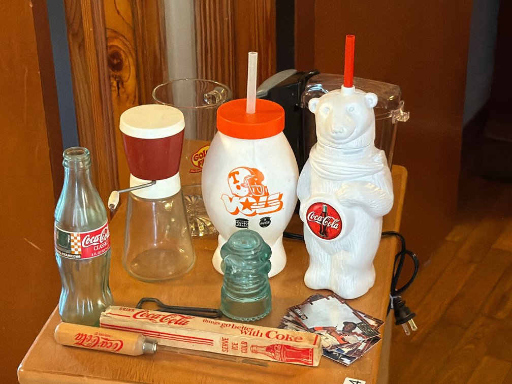LOT OF VINTAGE ITEMS AND MINI CHOPPER
