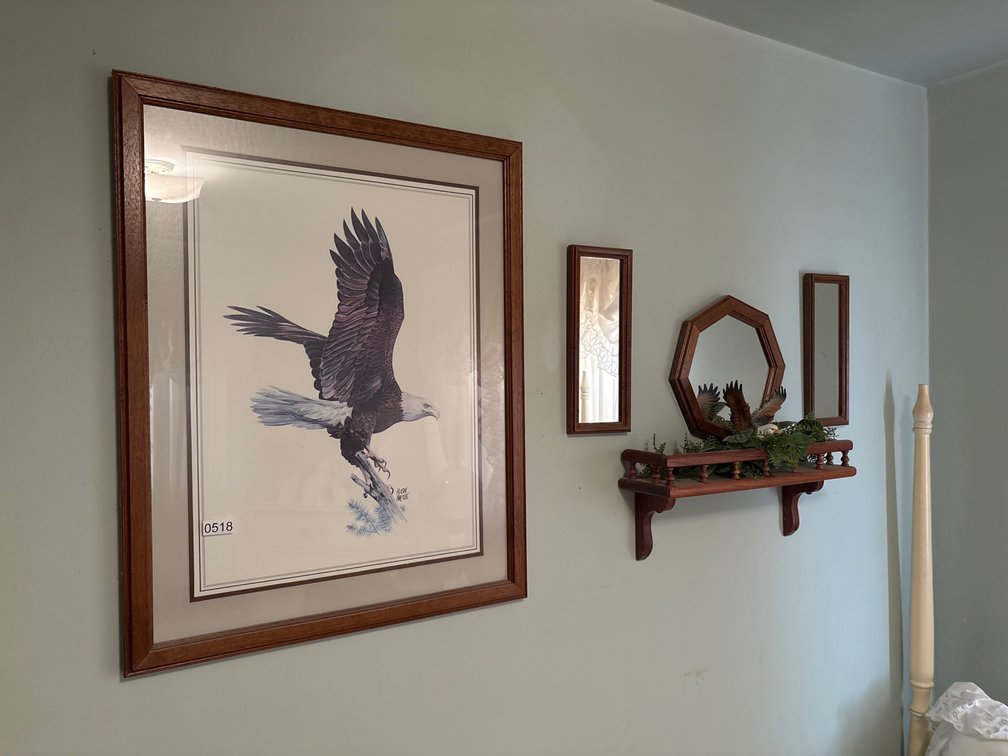 HANGING DECOR