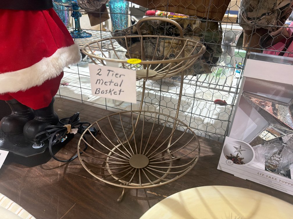 2 TIER METAL BASKET