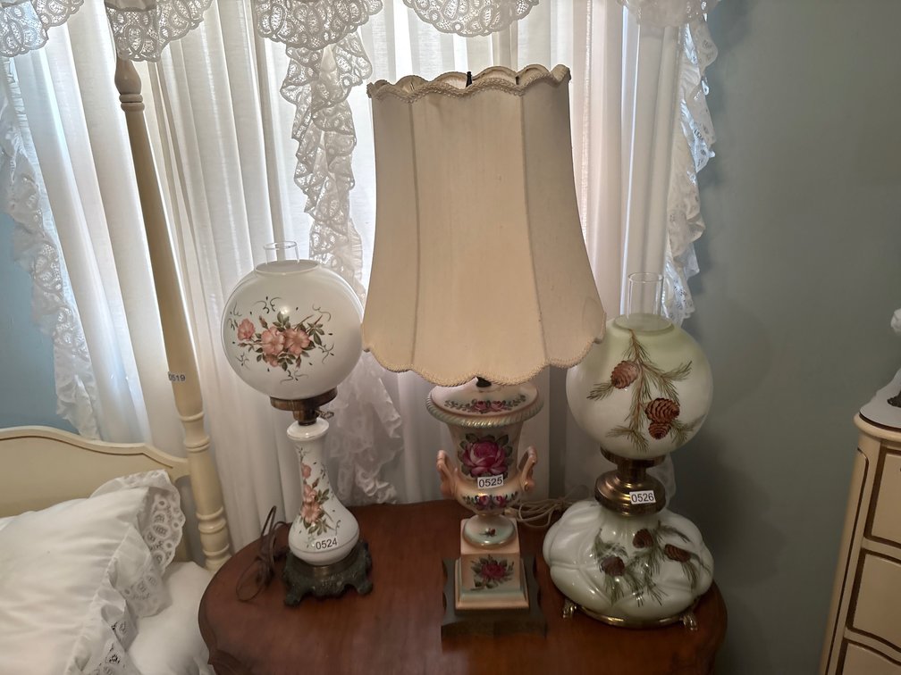 VINTAGE LAMP