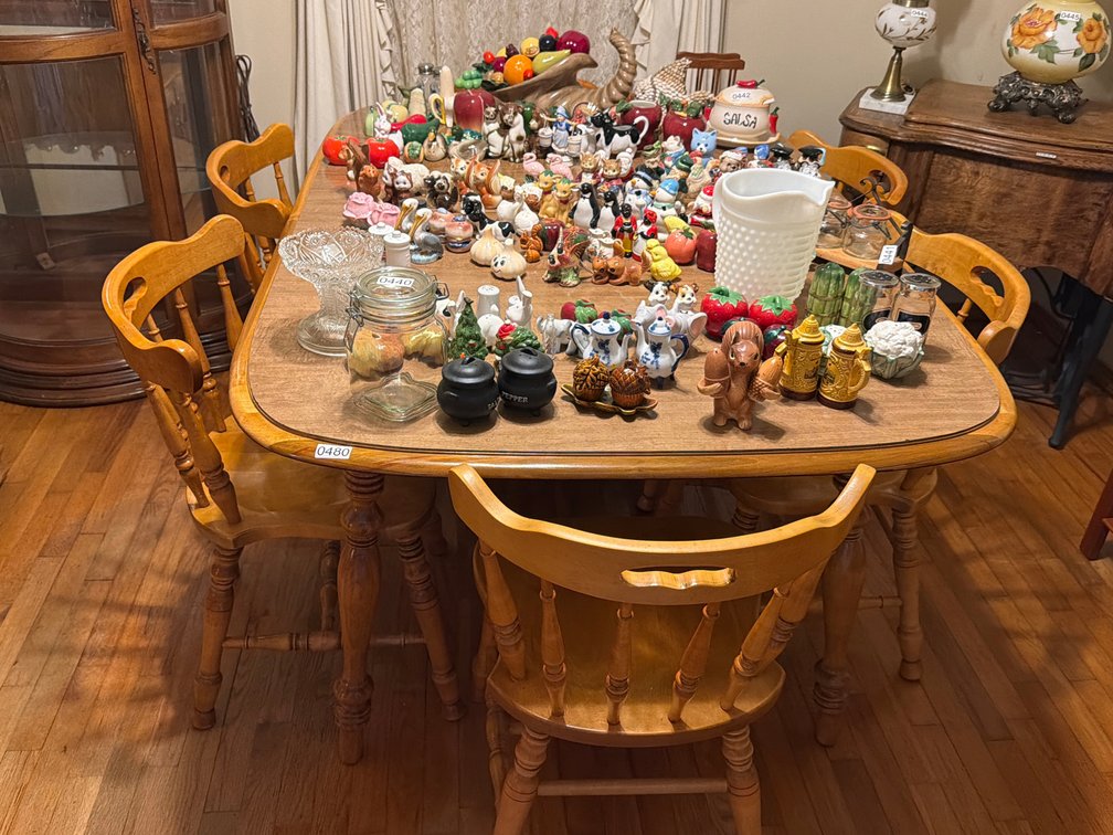 TABLE AND 6 CHAIRS 60”X24”X29”