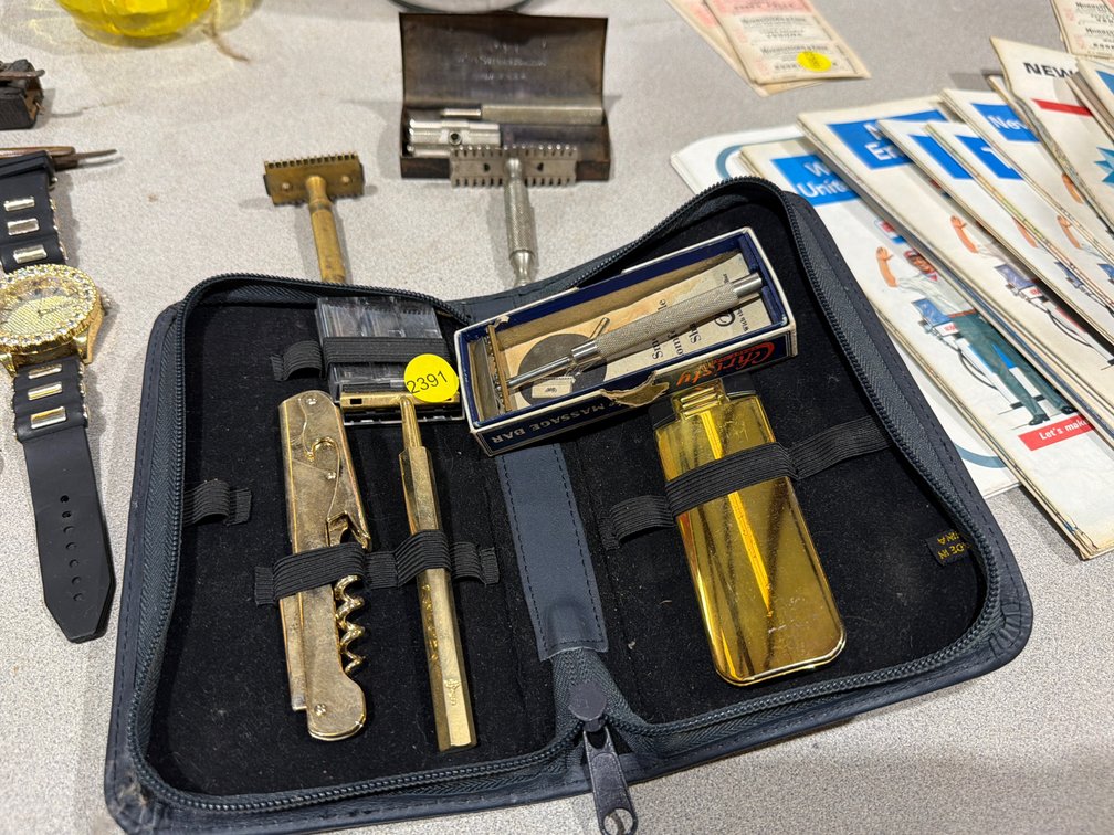 VINTAGE RAZORS, ETC.