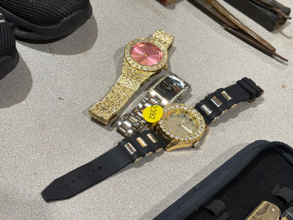 (3) WATCHES