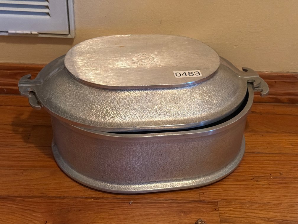 VINTAGE ALUMINUM ROASTER