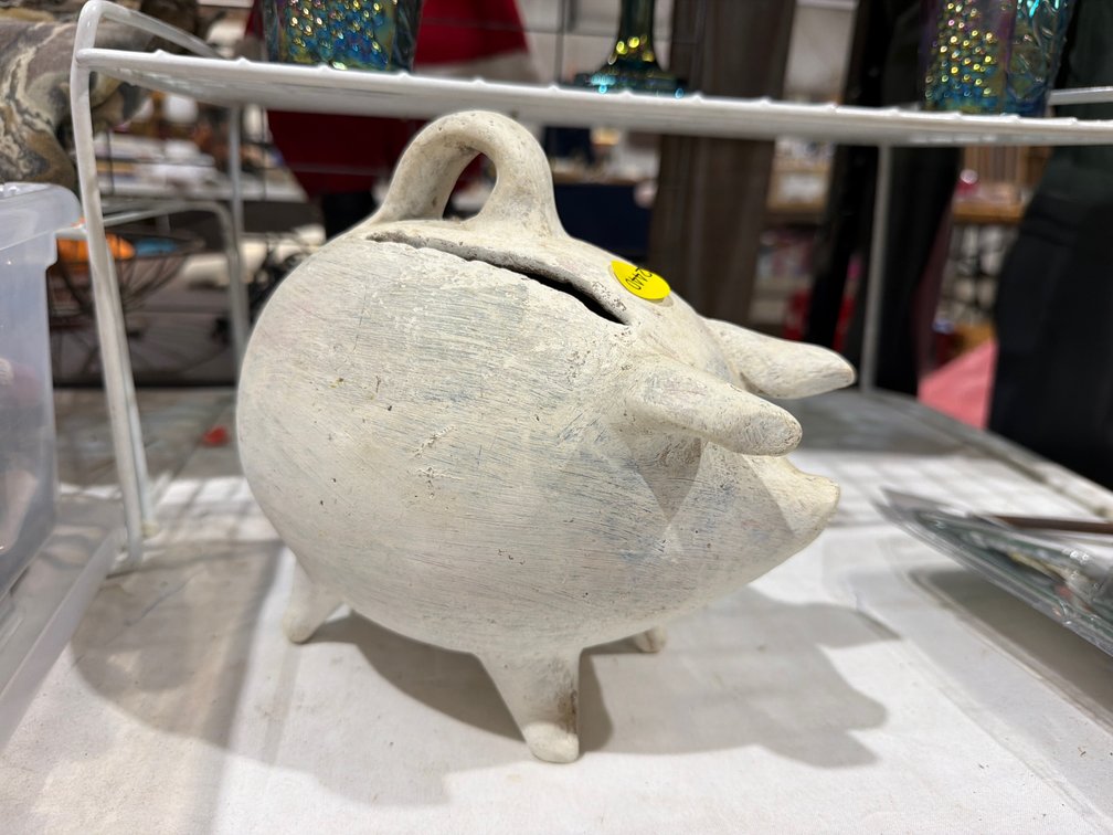 VINTAGE PIGGY BANK