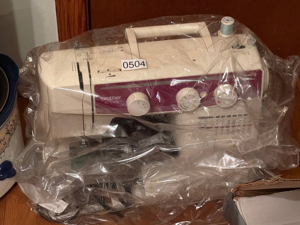 BROTHER SEWING MACHINE