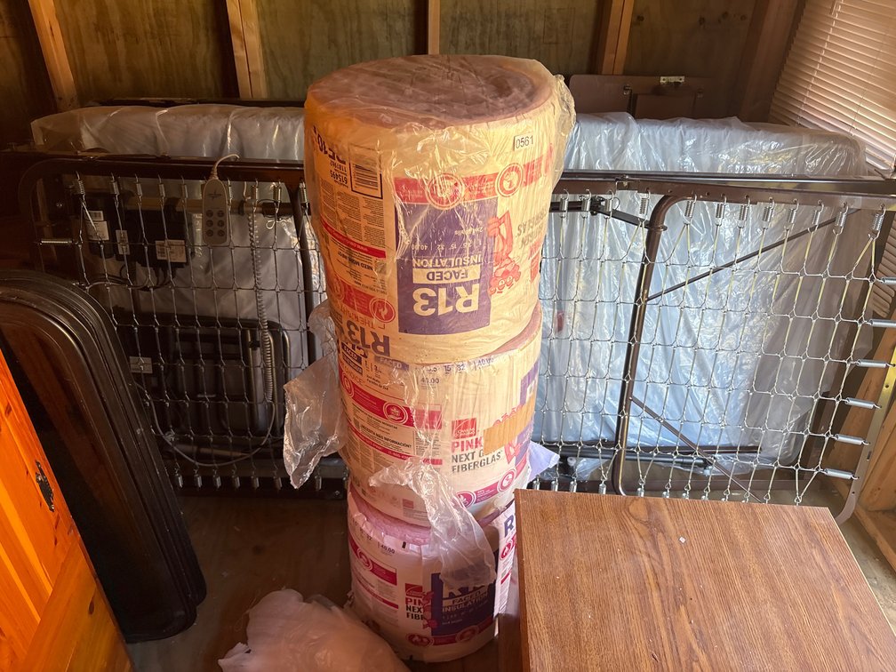 LOT OF INSULATION