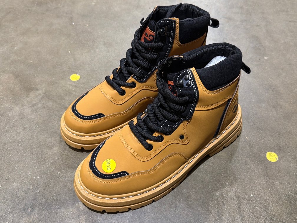 LDECK BOOTS