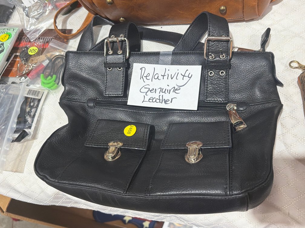 RELATIVITY GENUINE LEATHER PURSE
