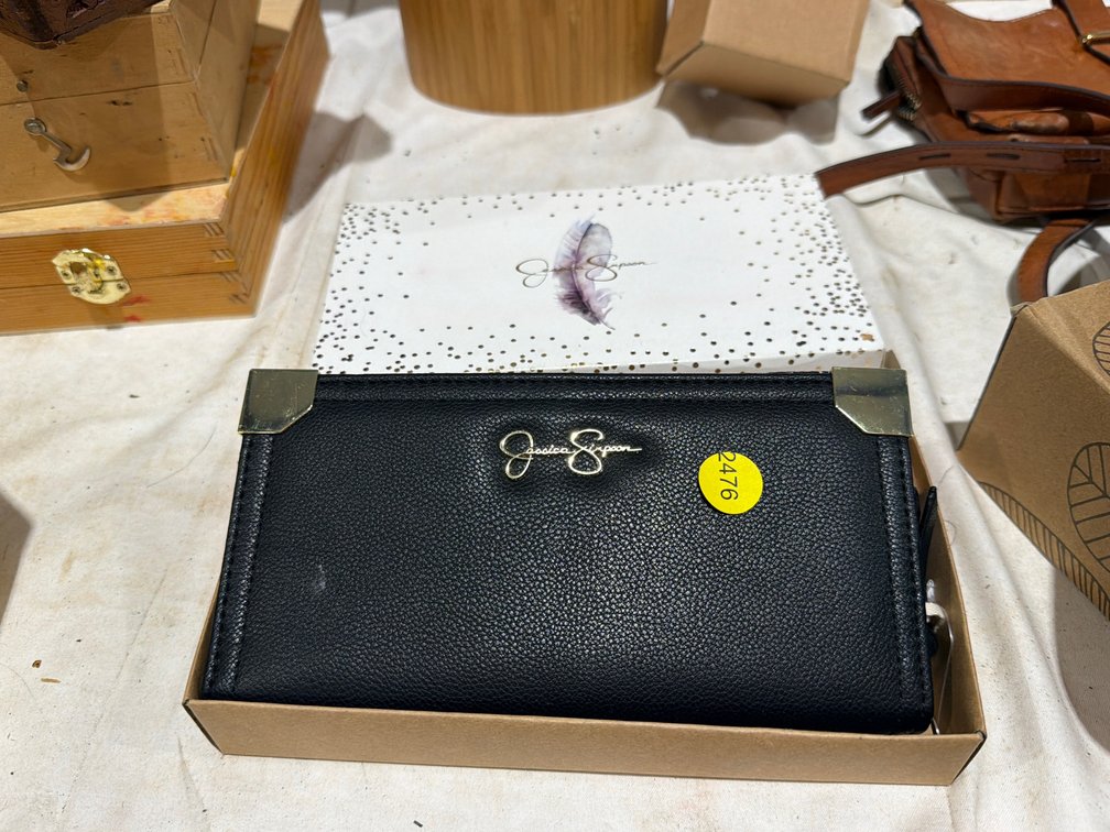JESSICA SIMPSON WALLET