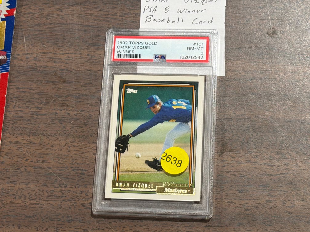 1992 TOPPS GOLD OMAR VIZQUEL PSA 8 WINNER BASEBALL CARD
