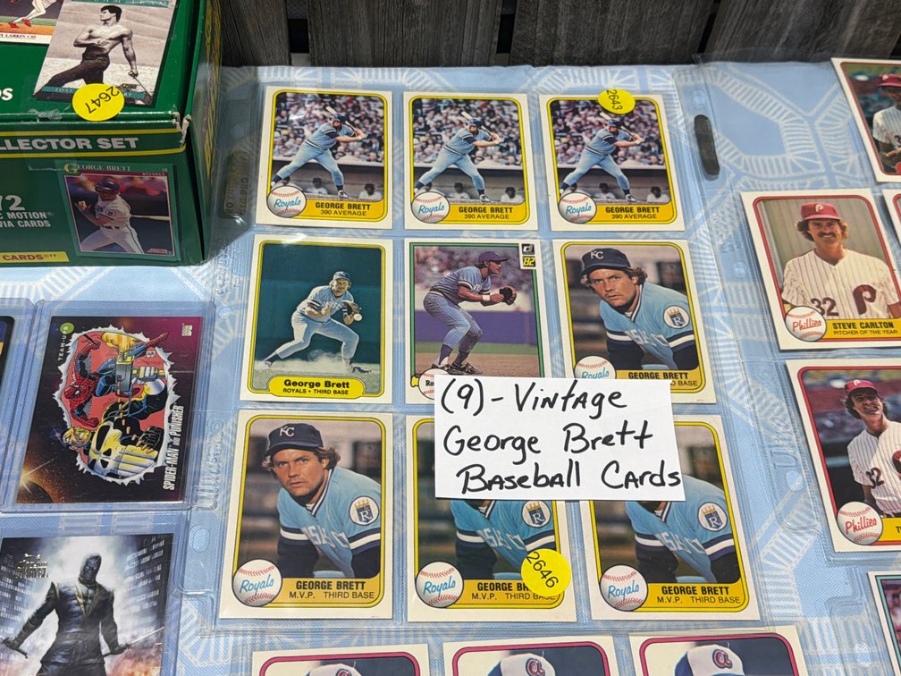 9 VINTAGE GEORGE BRETT BASEBALL CARDS