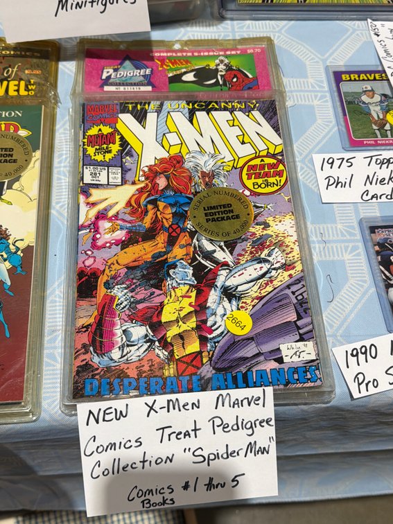 NEW XMEN SPIDERMAN  MARVEL COMICS TREAT PEDIGREE COLLECTION