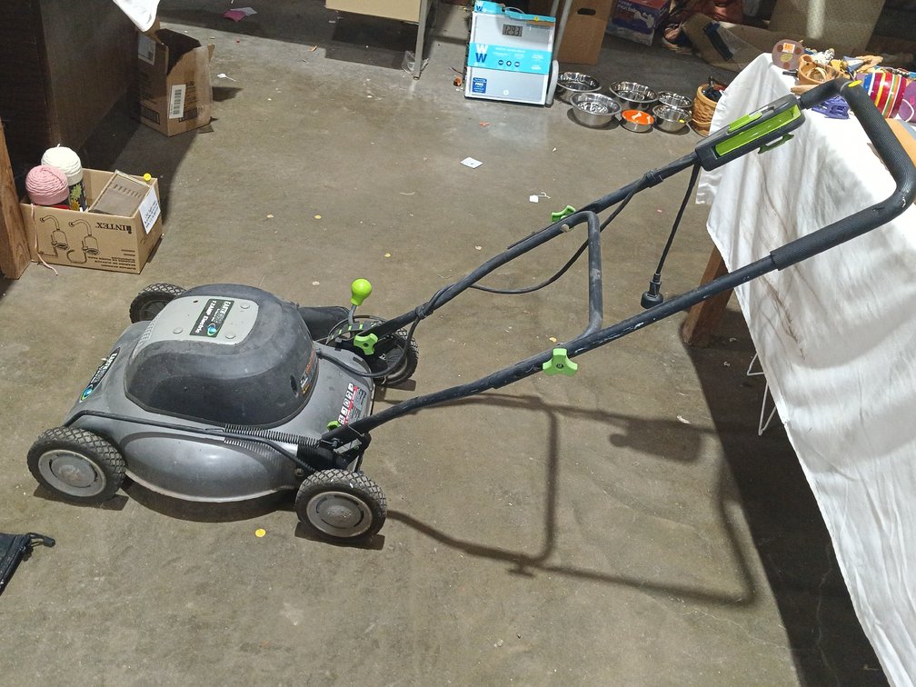 EARTHWISE 12 AMP ELECTRIC MOWER