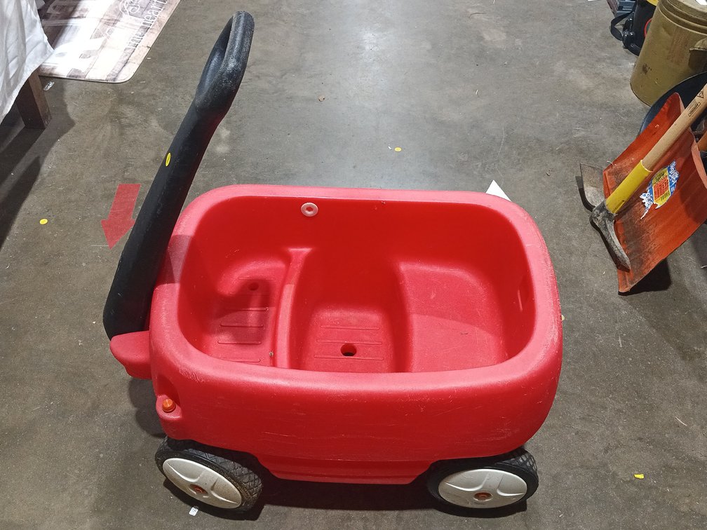 STEP 2 RED WAGON