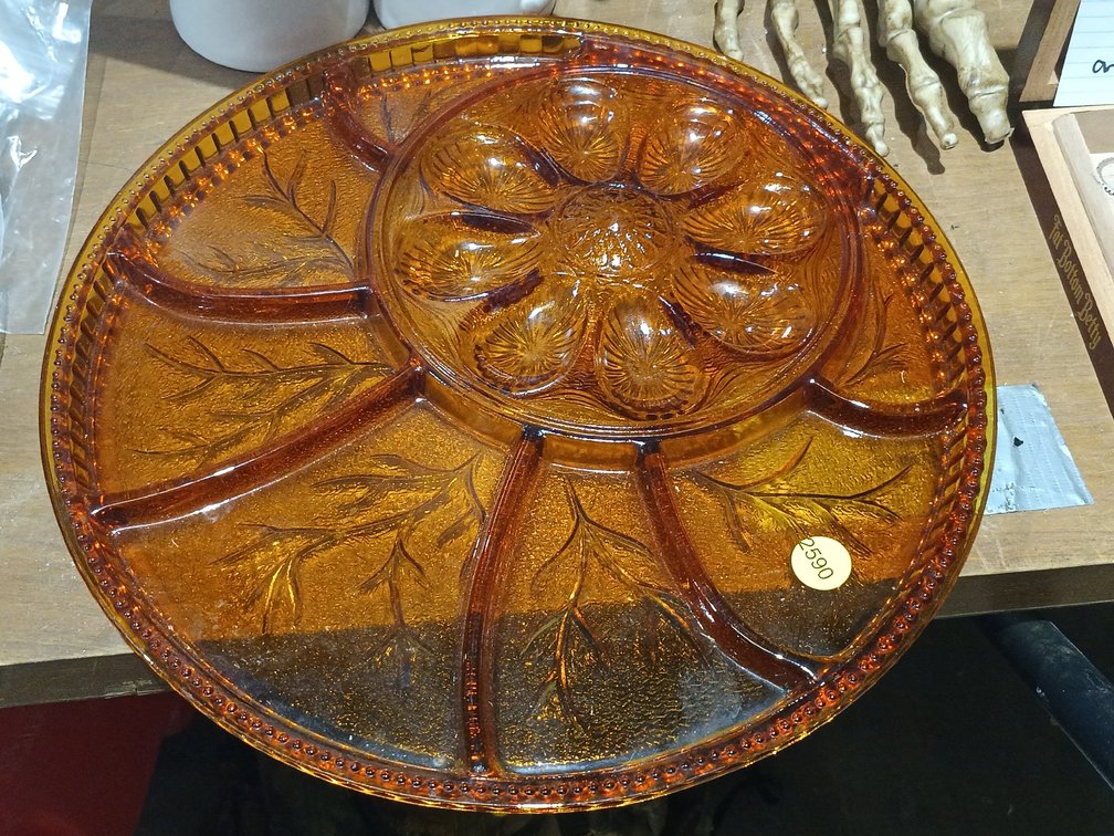 VINTAGE AMBER GLASS SERVING TRAY