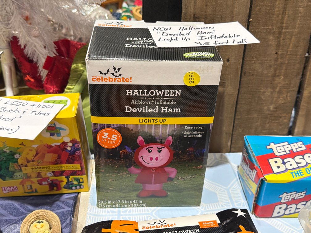 HALLOWEEN DEVILED HAM INFLATABLE