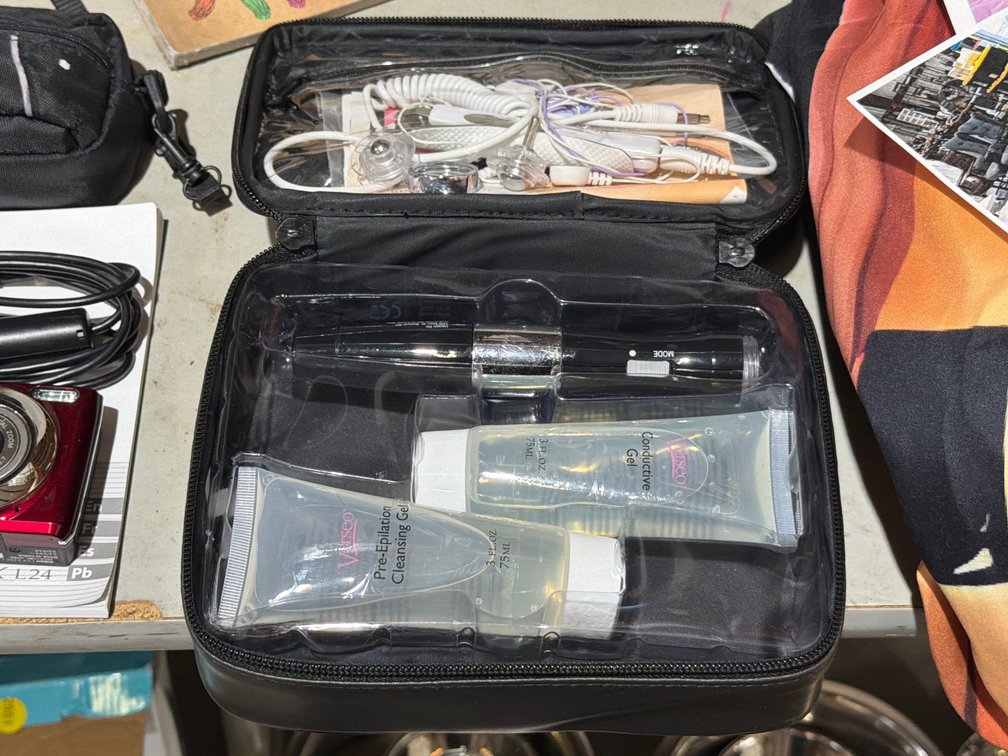 HAIR REMOVAL AND PERSONAL CARE KIT