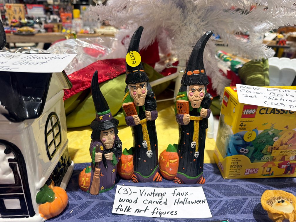 3 VINTAGE WITCH HALLOWEEN FIGURES