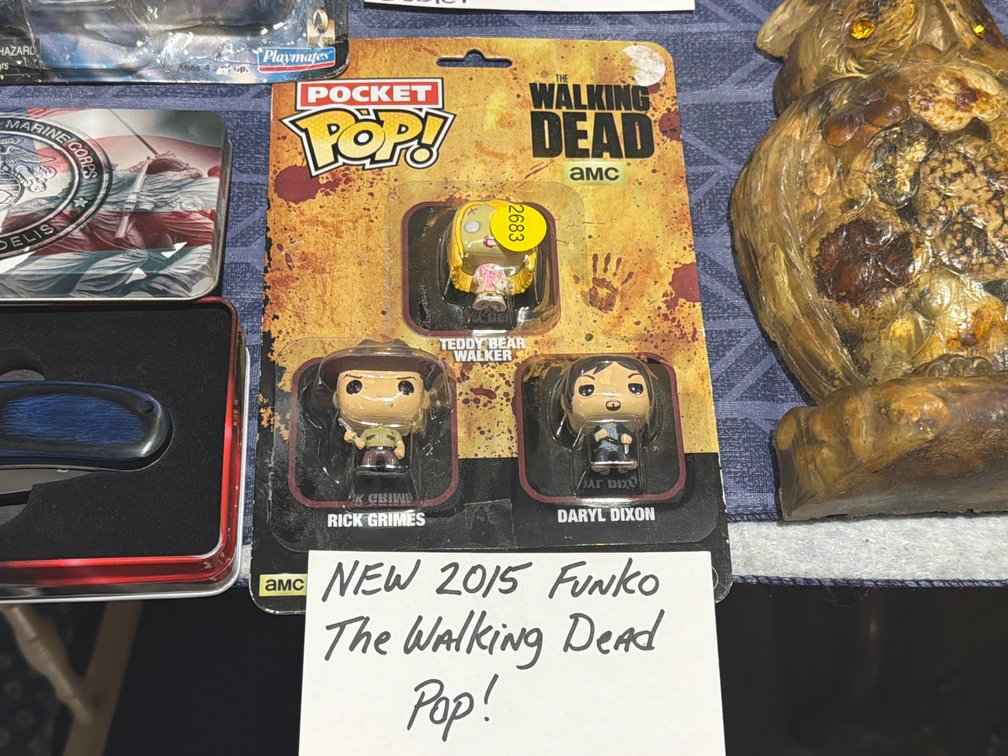 2015 THE WALKING DEAD FUNKO POP FIGURES