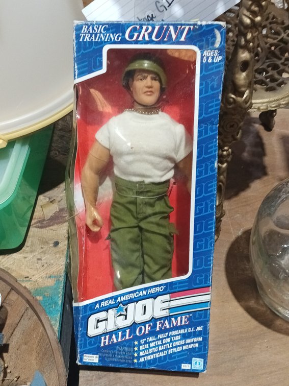 GI JOE HALL OF FAME GRUNT DOLL