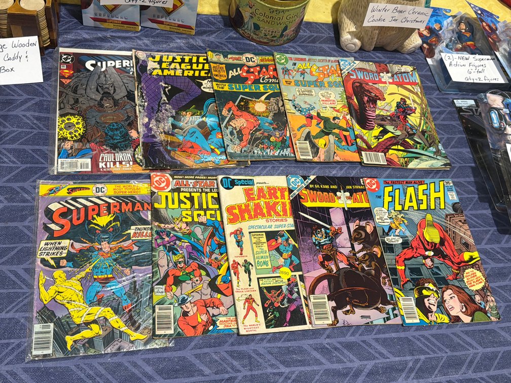 10 VINTAGE DC COMIC BOOKS (SOME SUPERMAN)