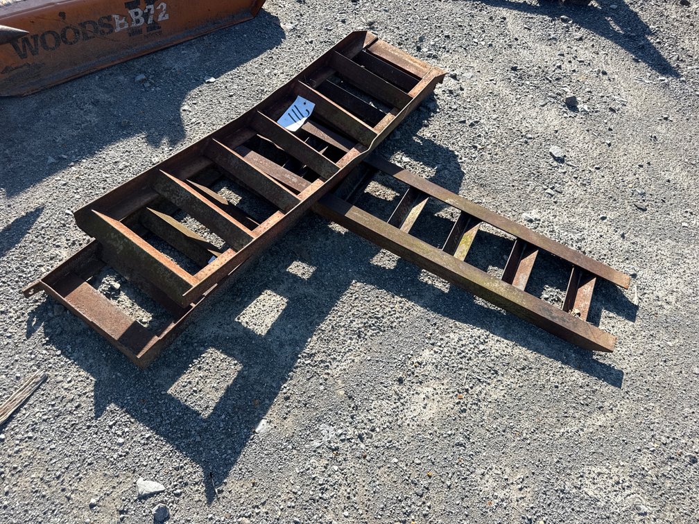 (3) METAL RAMPS 4’