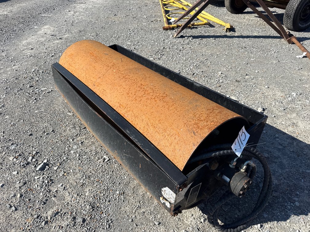 SKID STEER ROAD ROLLER 5’