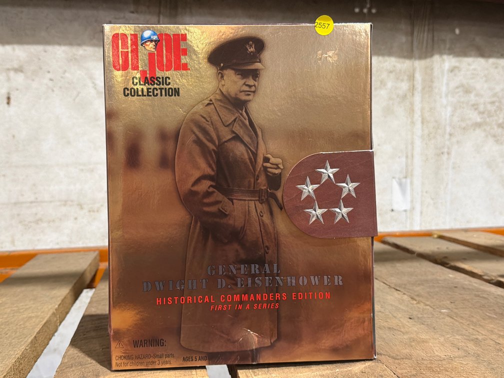 GI JOE GENERAL DWIGHT D. EISENHOWER  FIGURE